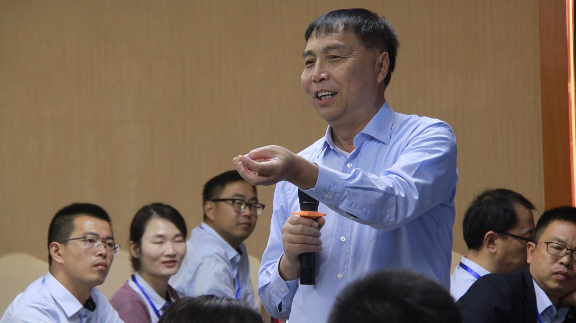 总裁.jpg